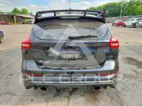 2016 Ford FOCUS photo