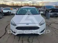 2016 Ford FOCUS фото