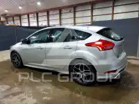 2016 Ford FOCUS фото