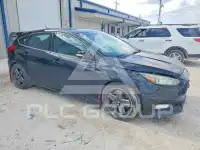 2016 Ford FOCUS photo
