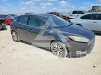 2016 Ford FOCUS photo