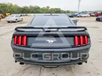 2016 Ford MUSTANG фото