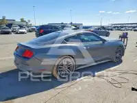 2016 Ford MUSTANG фото