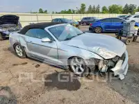 2016 Ford MUSTANG photo