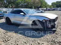 2016 Ford MUSTANG photo