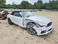 2016 Ford MUSTANG фото