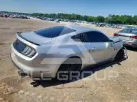 2016 Ford MUSTANG фото