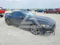 2016 Ford MUSTANG photo
