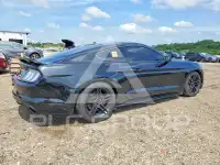 2016 Ford MUSTANG photo