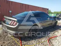 2016 Ford MUSTANG photo