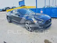 2016 Ford MUSTANG photo