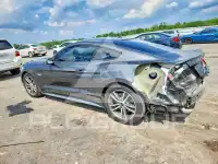 2016 Ford MUSTANG photo