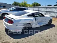 2016 Ford MUSTANG фото