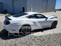 2016 Ford MUSTANG photo