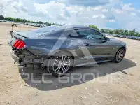 2016 Ford MUSTANG photo