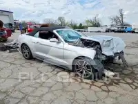 2016 Ford MUSTANG фото