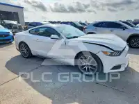 2016 Ford MUSTANG photo