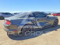 2016 Ford MUSTANG photo