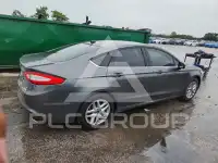 2016 Ford FUSION фото