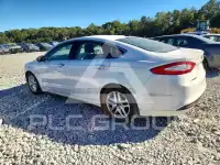 2016 Ford FUSION фото