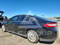 2016 Ford FUSION photo