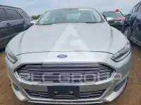 2016 Ford FUSION фото