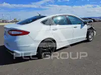 2016 Ford FUSION фото