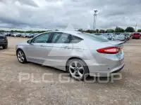 2016 Ford FUSION photo