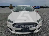 2016 Ford FUSION фото