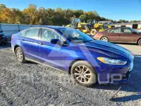 2016 Ford FUSION фото