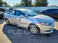 2016 Ford FUSION фото