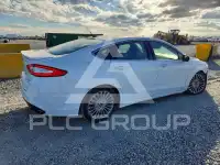 2016 Ford FUSION фото