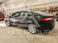 2016 Ford FUSION photo