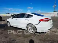 2016 Ford FUSION photo