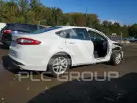 2016 Ford FUSION photo