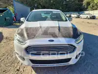 2016 Ford FUSION фото