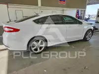 2016 Ford FUSION фото