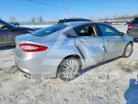 2016 Ford FUSION фото