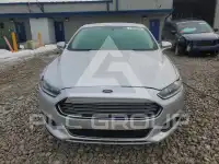2016 Ford FUSION фото