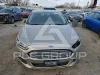 2016 Ford FUSION photo