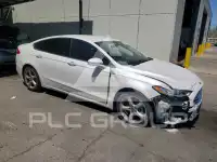2016 Ford FUSION фото