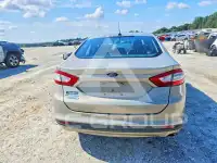 2016 Ford FUSION фото