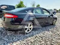 2016 Ford FUSION photo