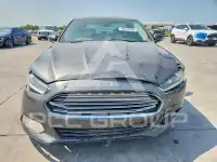 2016 Ford FUSION photo