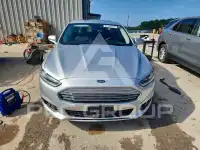 2016 Ford FUSION photo