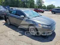 2016 Ford FUSION фото
