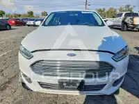 2016 Ford FUSION photo