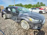 2016 Ford FUSION фото