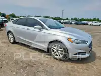 2016 Ford FUSION фото