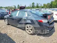 2016 Ford FUSION фото